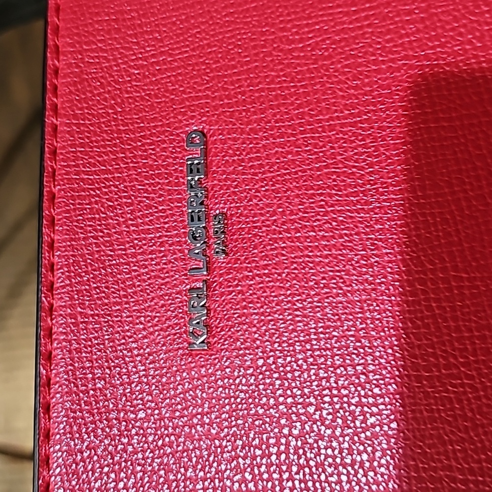 NWT KARL LAGERFELD MSRP $198 - Picture 3 of 10